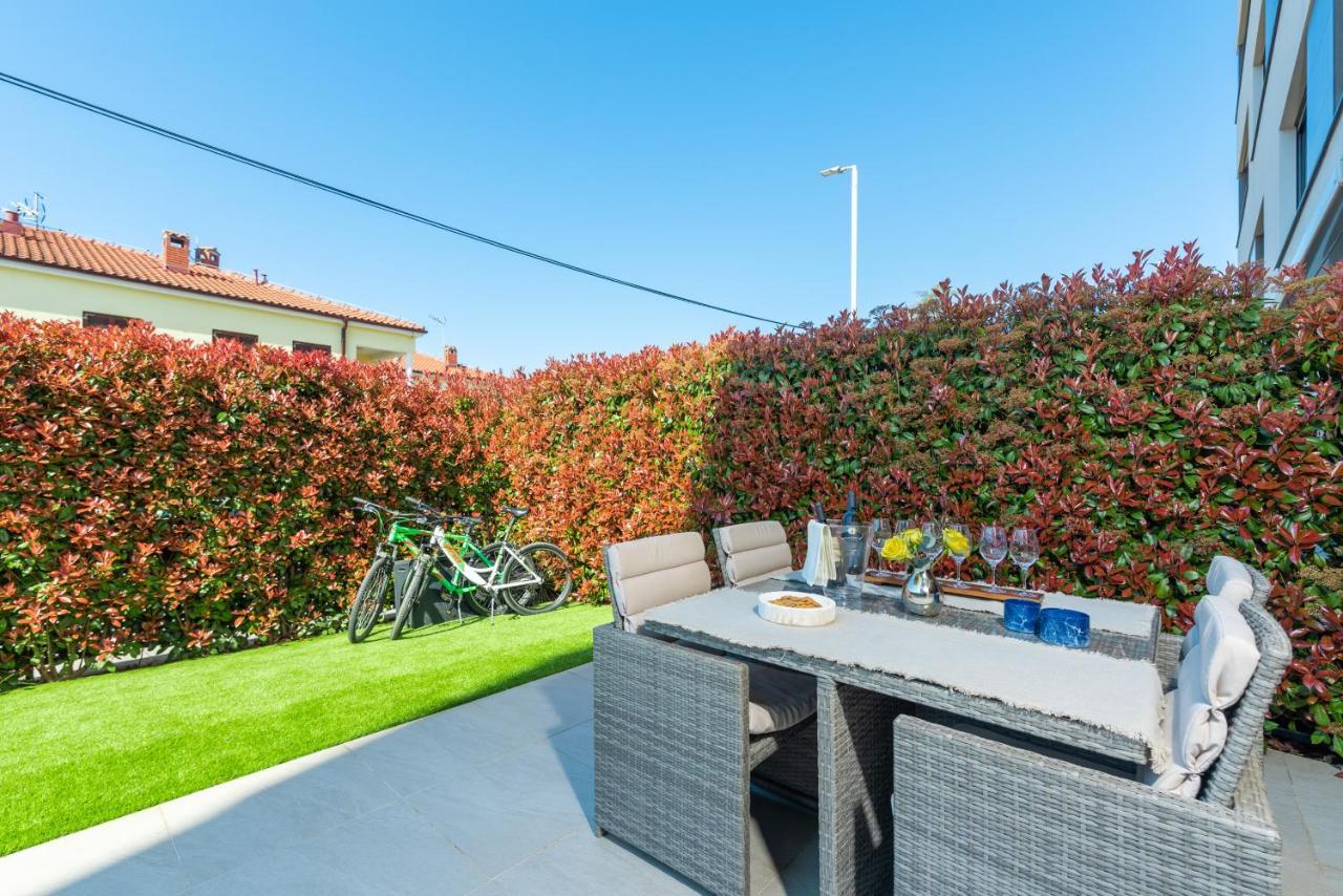 Luxury New With Private Garden Near The Beach! Apartmán Poreč